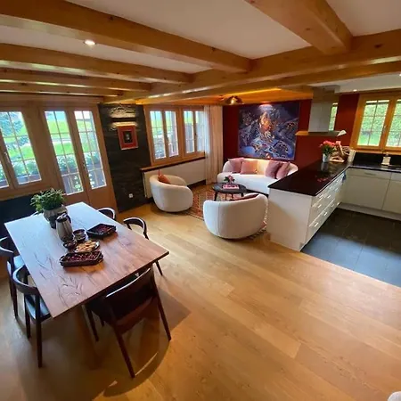 Lovely 3 Bedroom *